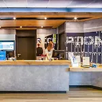 Ibis Budget Paris La Defense Ξενοδοχείο