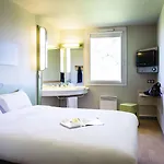 Ibis Budget Paris La Defense Ξενοδοχείο 2*