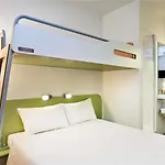 Ibis Budget Paris La Defense Ξενοδοχείο 2*