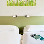 Ibis Budget Paris La Defense 2* Κουρμπεβουά