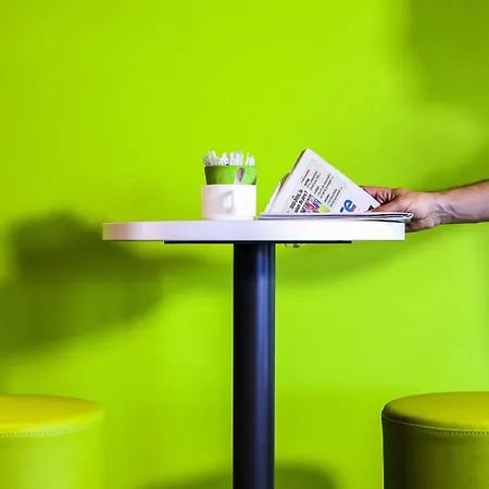 Hotel Ibis Budget Paris La Défense 2*