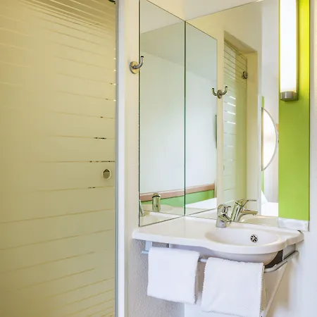Hotel Ibis Budget Paris La Défense Courbevoie