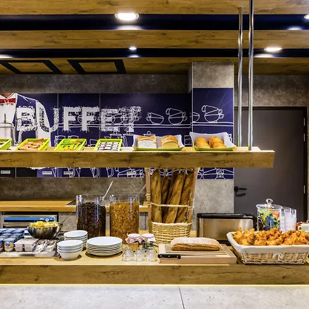 ホテル Ibis Budget Paris La Defense