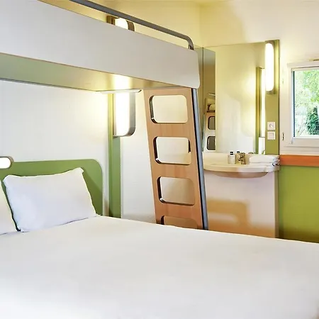 ホテル Ibis Budget Paris La Defense クルブヴォア